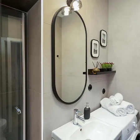 Jazz, Ul Jastrzebia Apartment *