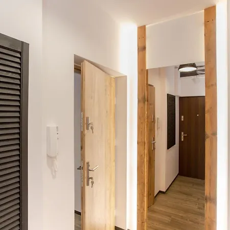 Jazz, Ul Jastrzebia Apartment