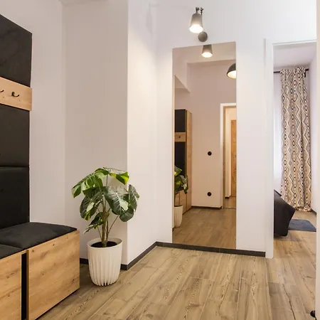 Jazz, Ul Jastrzebia Apartment